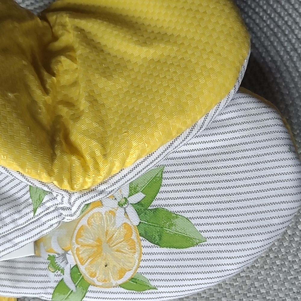 KitchenAid Mini Mitts - Picture 2 of 7